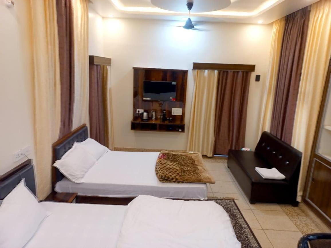 Kalash Guest House Ayodhya 外观 照片